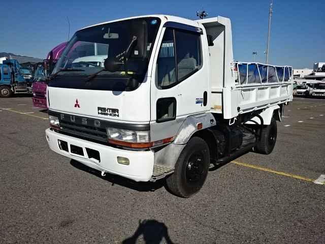 1996 Mitsubishi Fighter Mignon